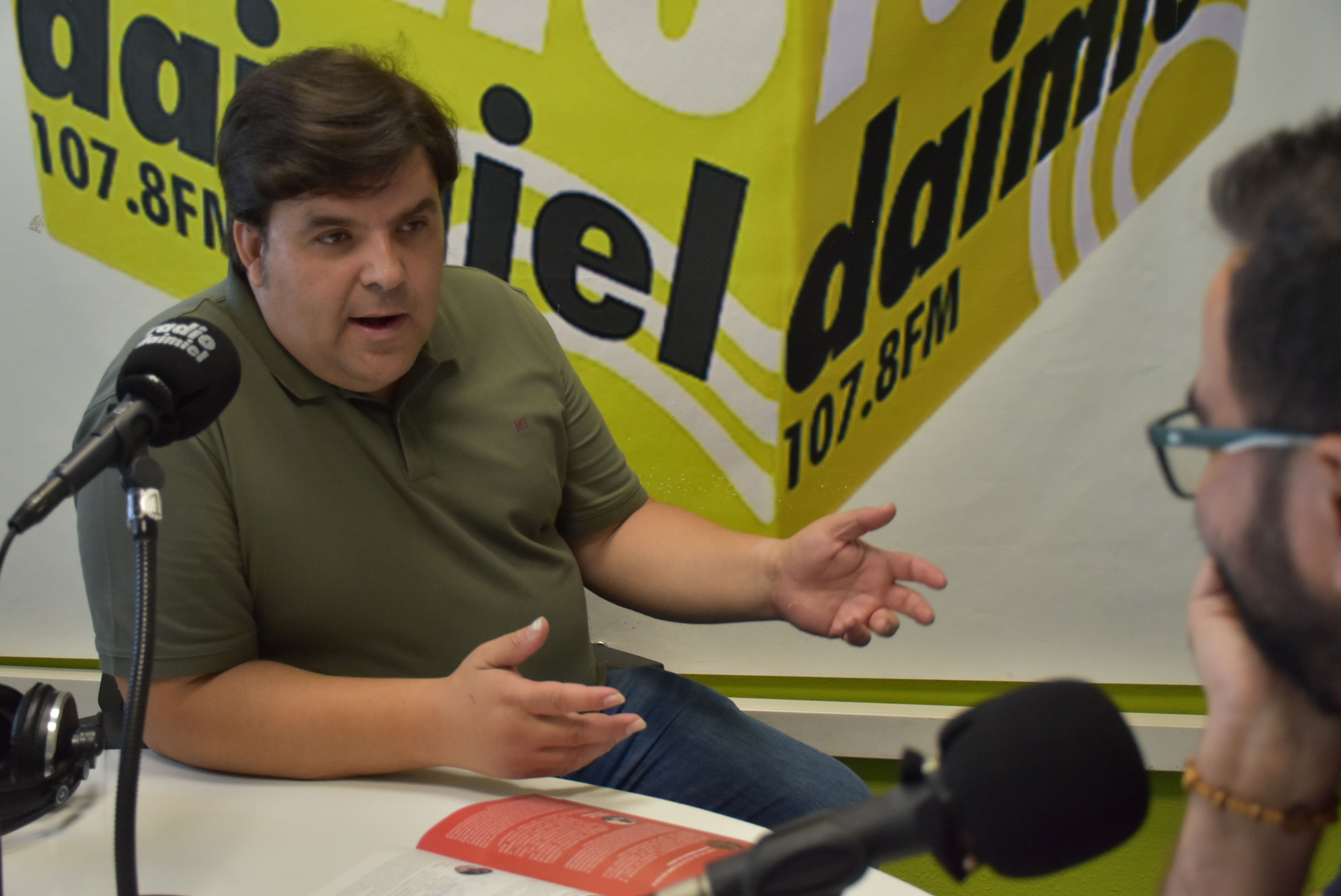 ricardo_fernandez_del_moral_entrevista_en_radio_daimiel_2.jpg 