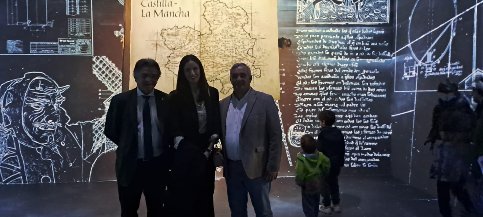 El alcalde junto a los concejales Lourdes Rodríguez y Jesús Villar en FITUR.