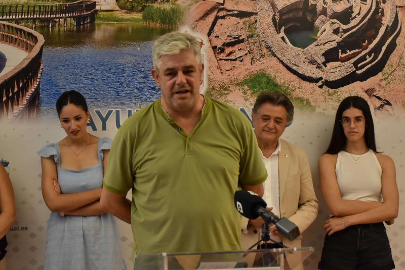 Isaac Cabanes, padre de Laura Cabanes en la presentación 