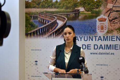 Rodríguez de Guzmán en la rueda de prensa